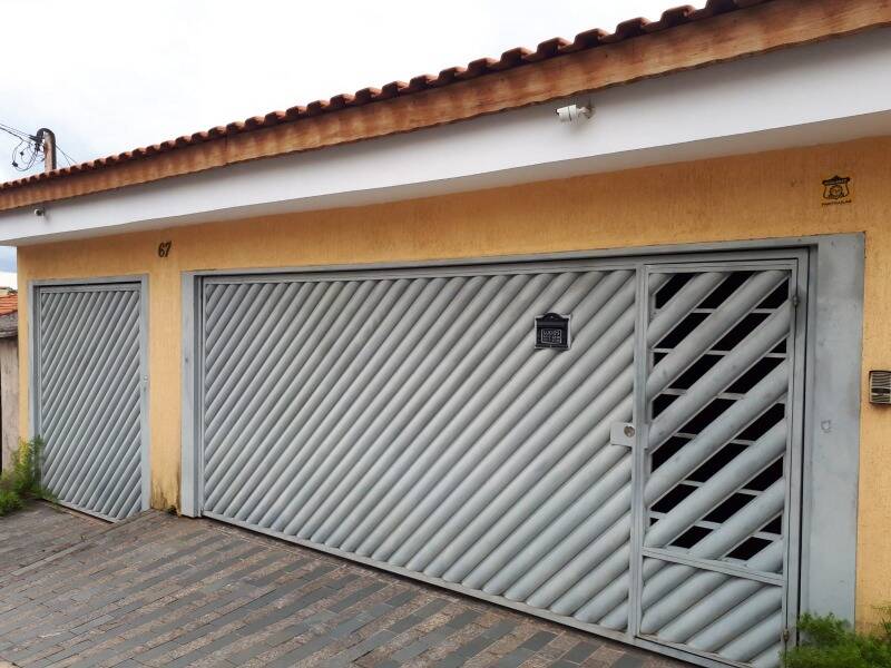 Casa, 4 quartos, 300 m² - Foto 1