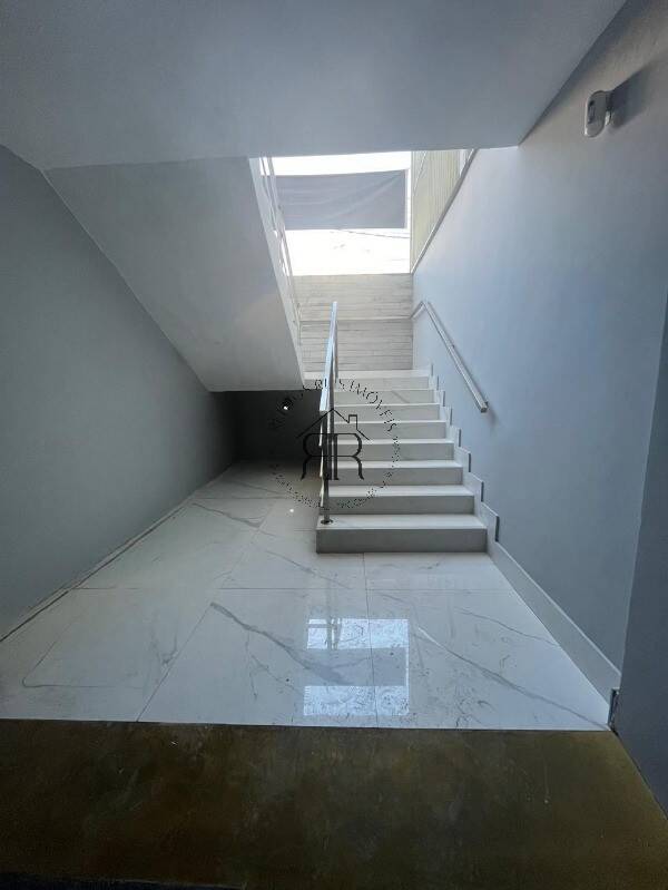 Depósito-Galpão, 750 m² - Foto 2