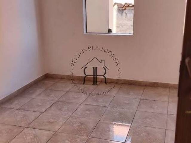 Venda em CONJUNTO HABITACIONAL CASTRO ALVES - São Paulo